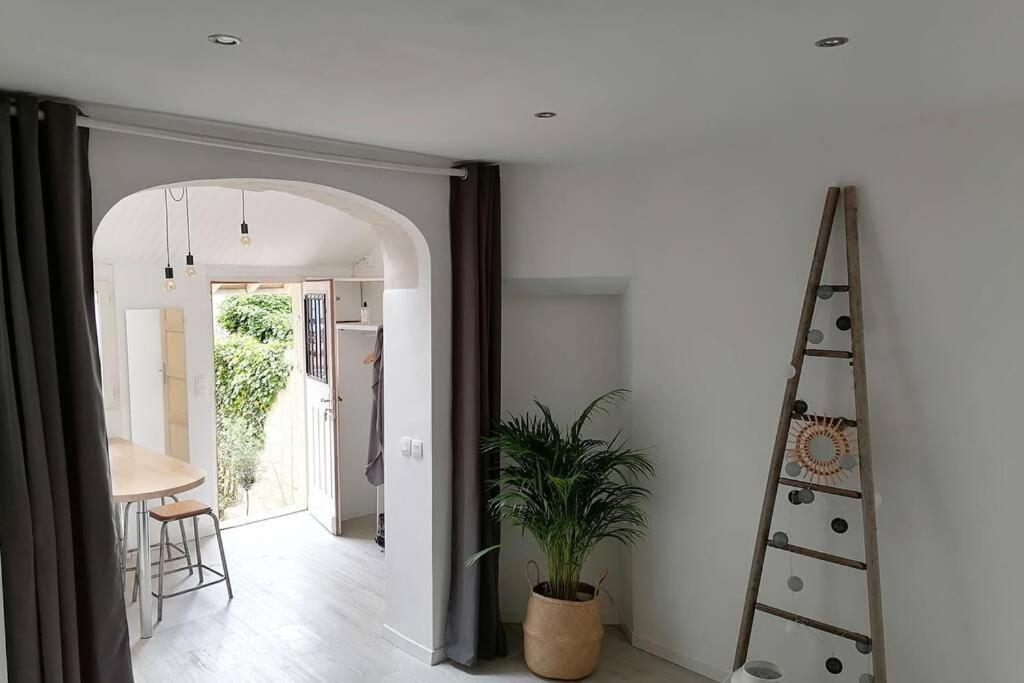 Apartmán Les Etapes Chartraines Parking Wifi Jaccuzi Chartres Exteriér fotografie